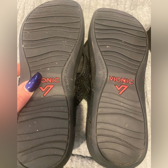 Vionic Size 11 - Picture 4 of 6